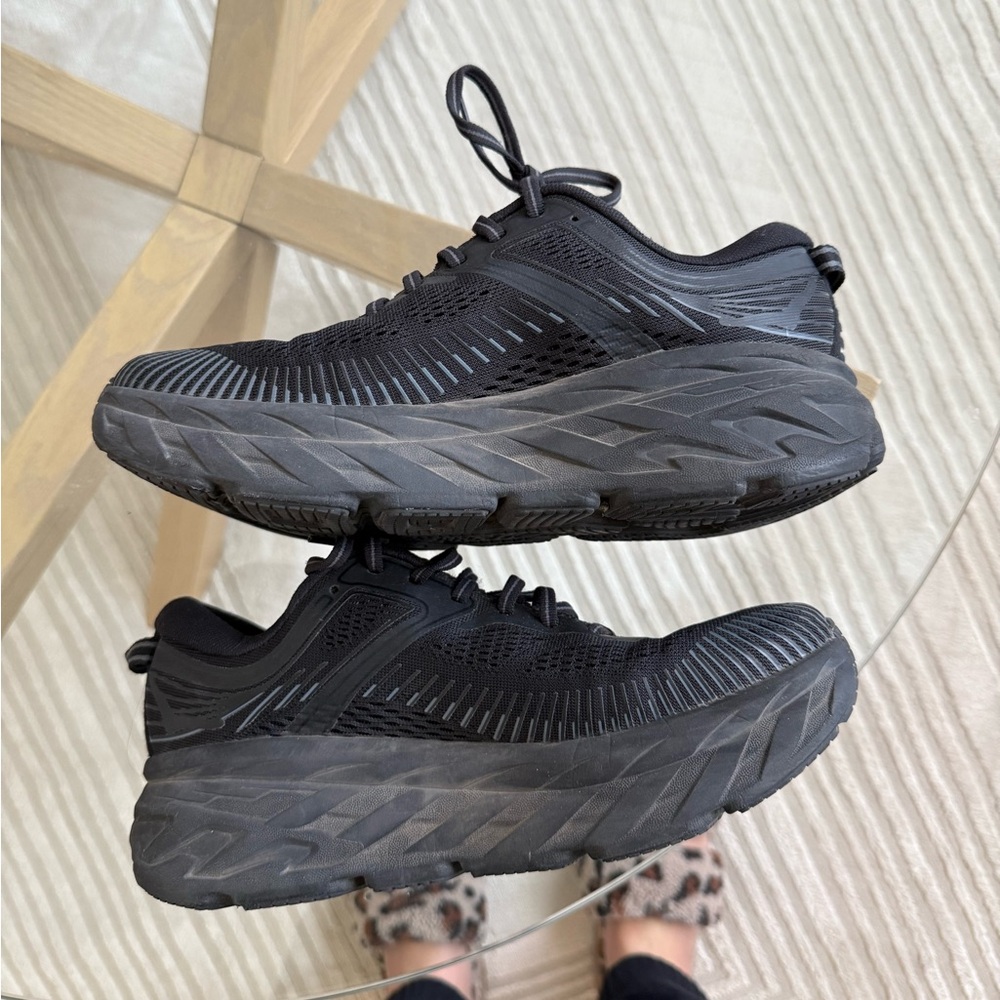 Hoka One One Bondi 7 Women’s Size 8 Black - Like New